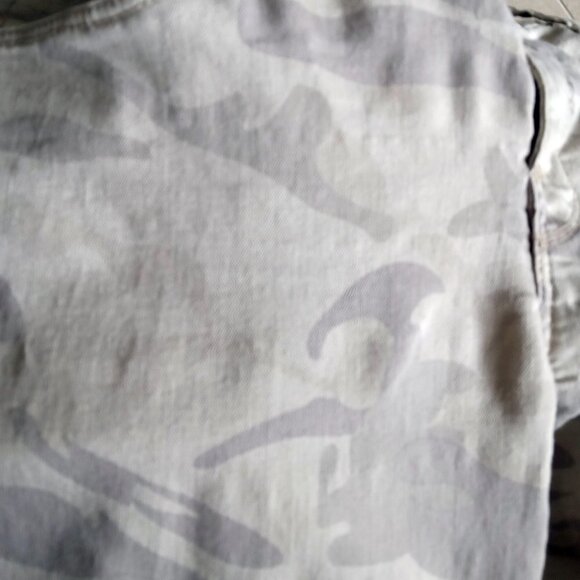 MAKERS OF TRUE ORIGINALS “Super Skinny” Light Desert Camouflage Print Jeans 30 - Picture 11 of 13